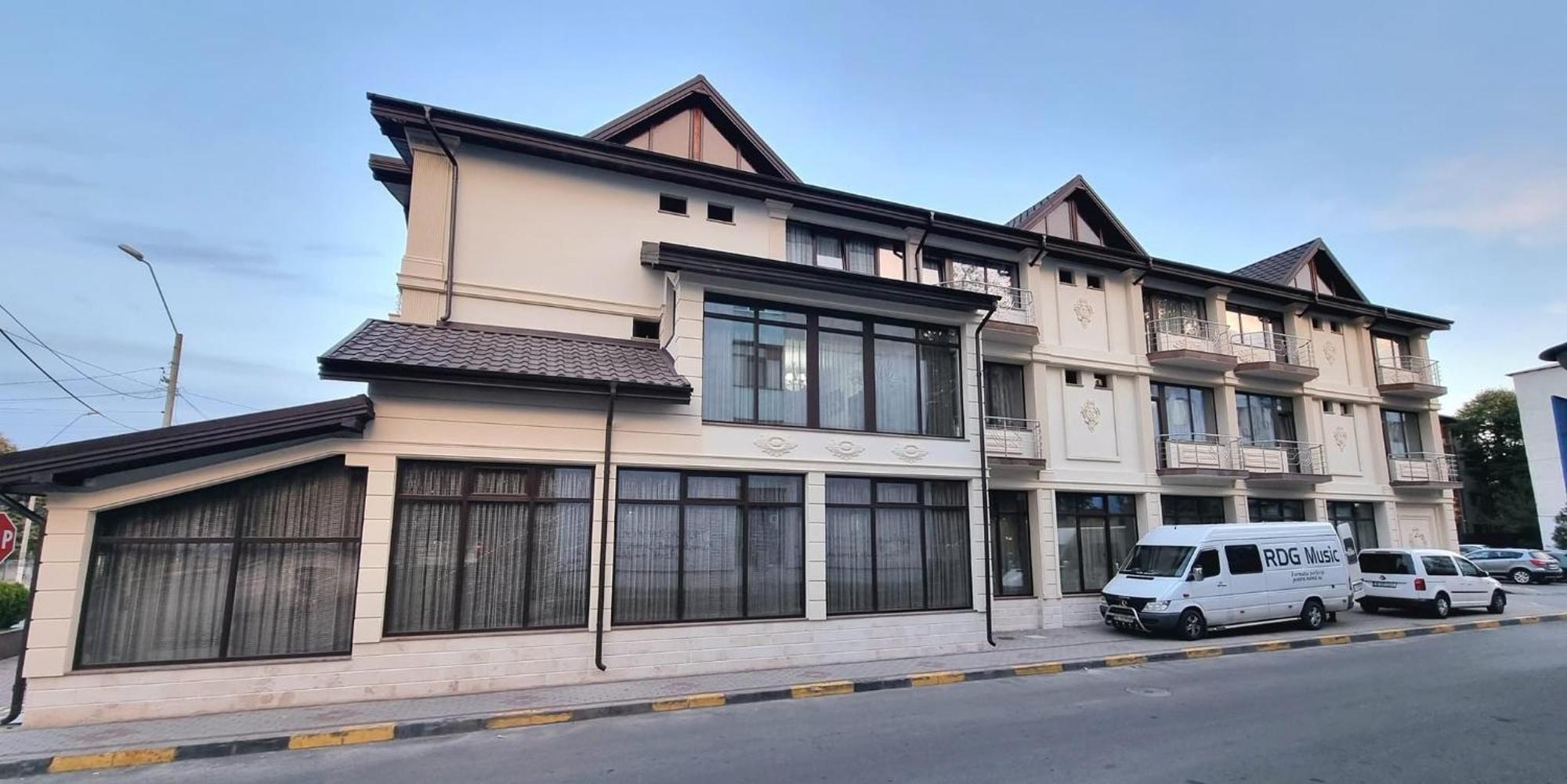Hotel Bacsoridana Tecuci Zewnętrze zdjęcie