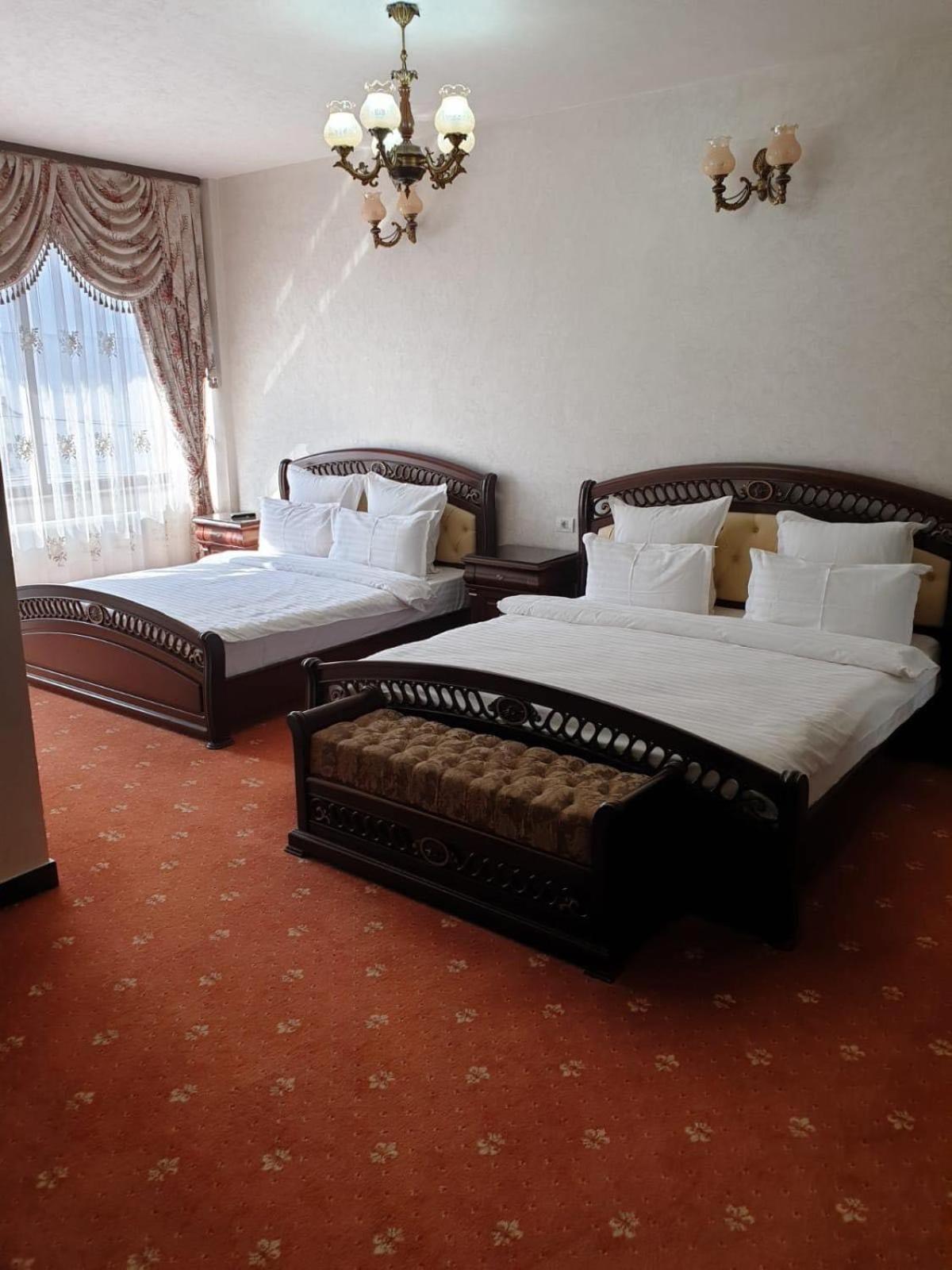 Hotel Bacsoridana Tecuci Zewnętrze zdjęcie
