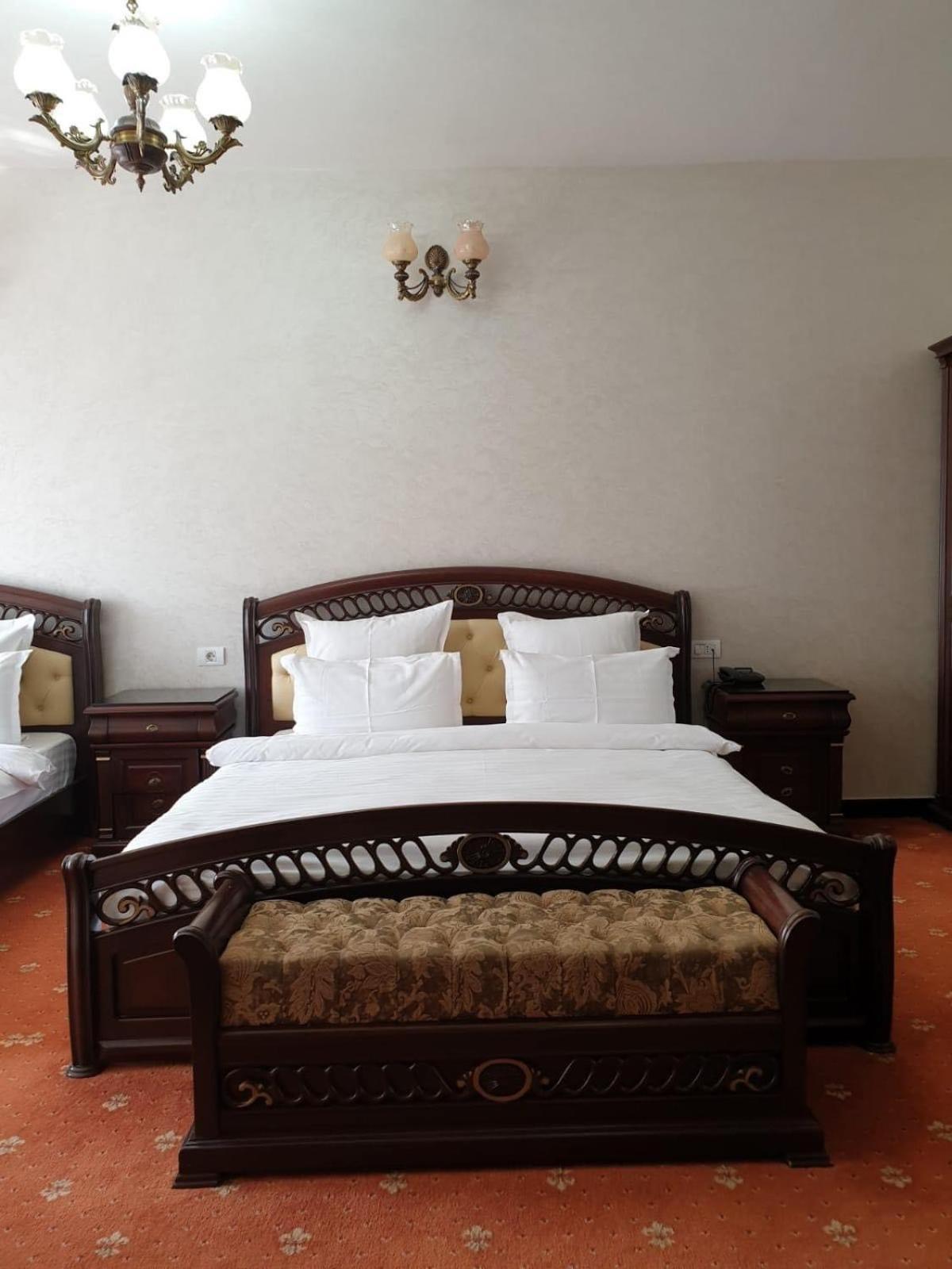 Hotel Bacsoridana Tecuci Zewnętrze zdjęcie
